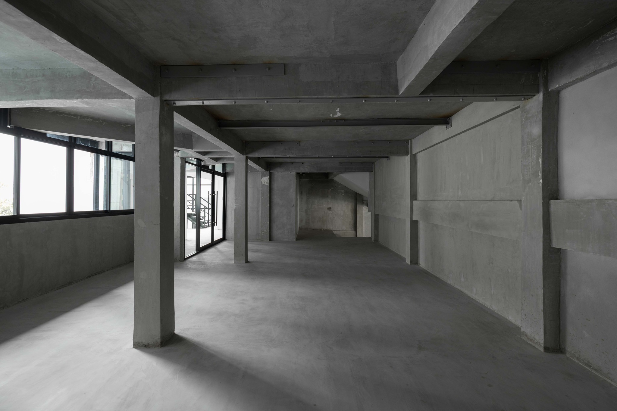 Commercial Building For Rent in Thonglor - Image 7