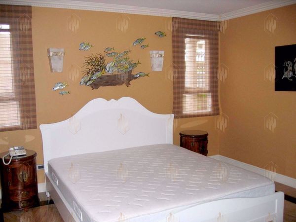 House with Private pool for rent at Ekamai - Image 3