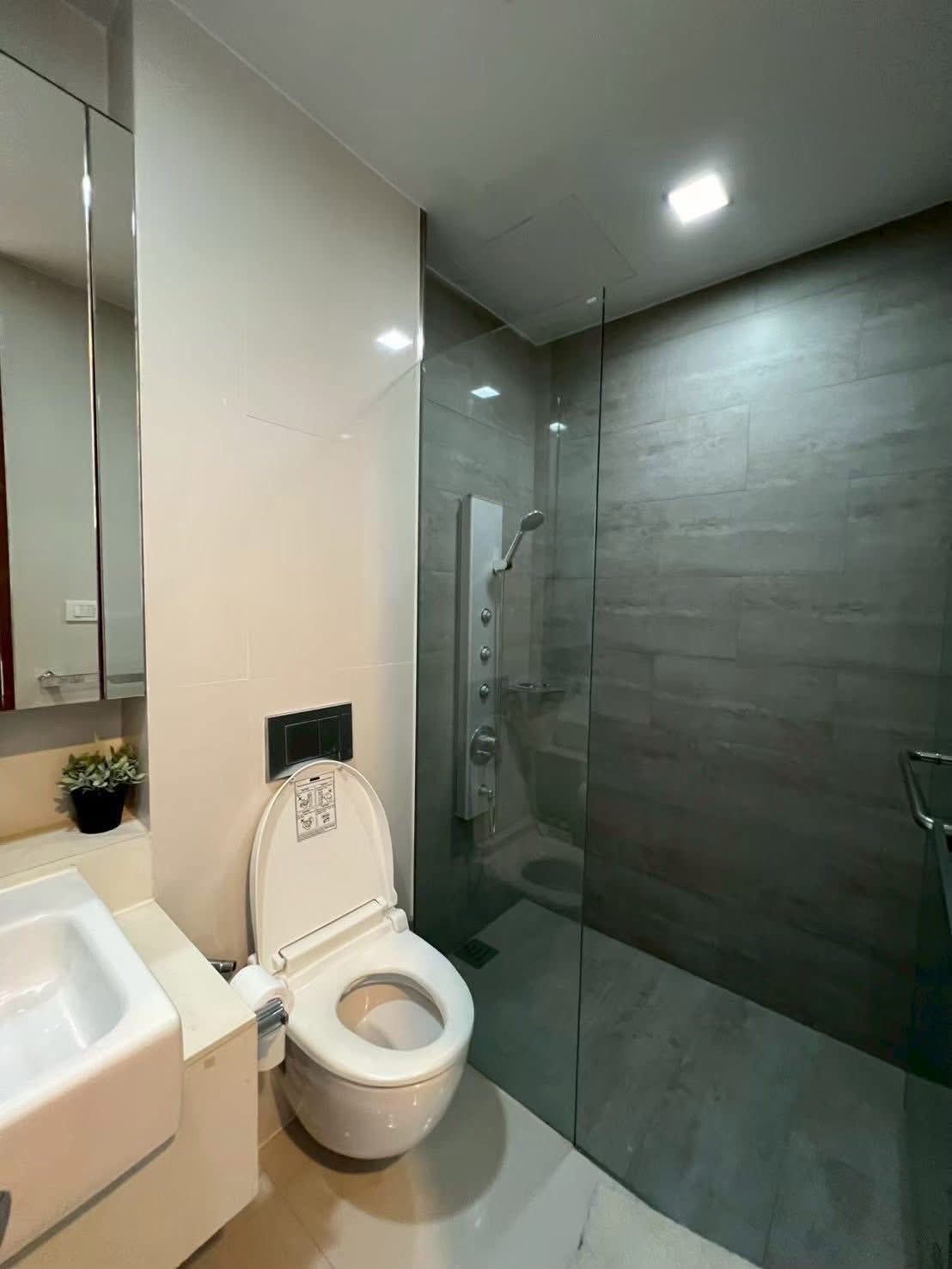 Ashton Morph 38 | ทองหล่อ - Image 4