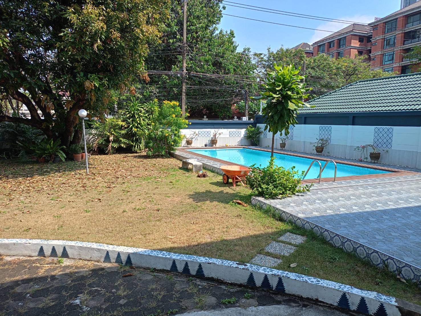 House with private pool for rent at Sukhumvit  - Image 5