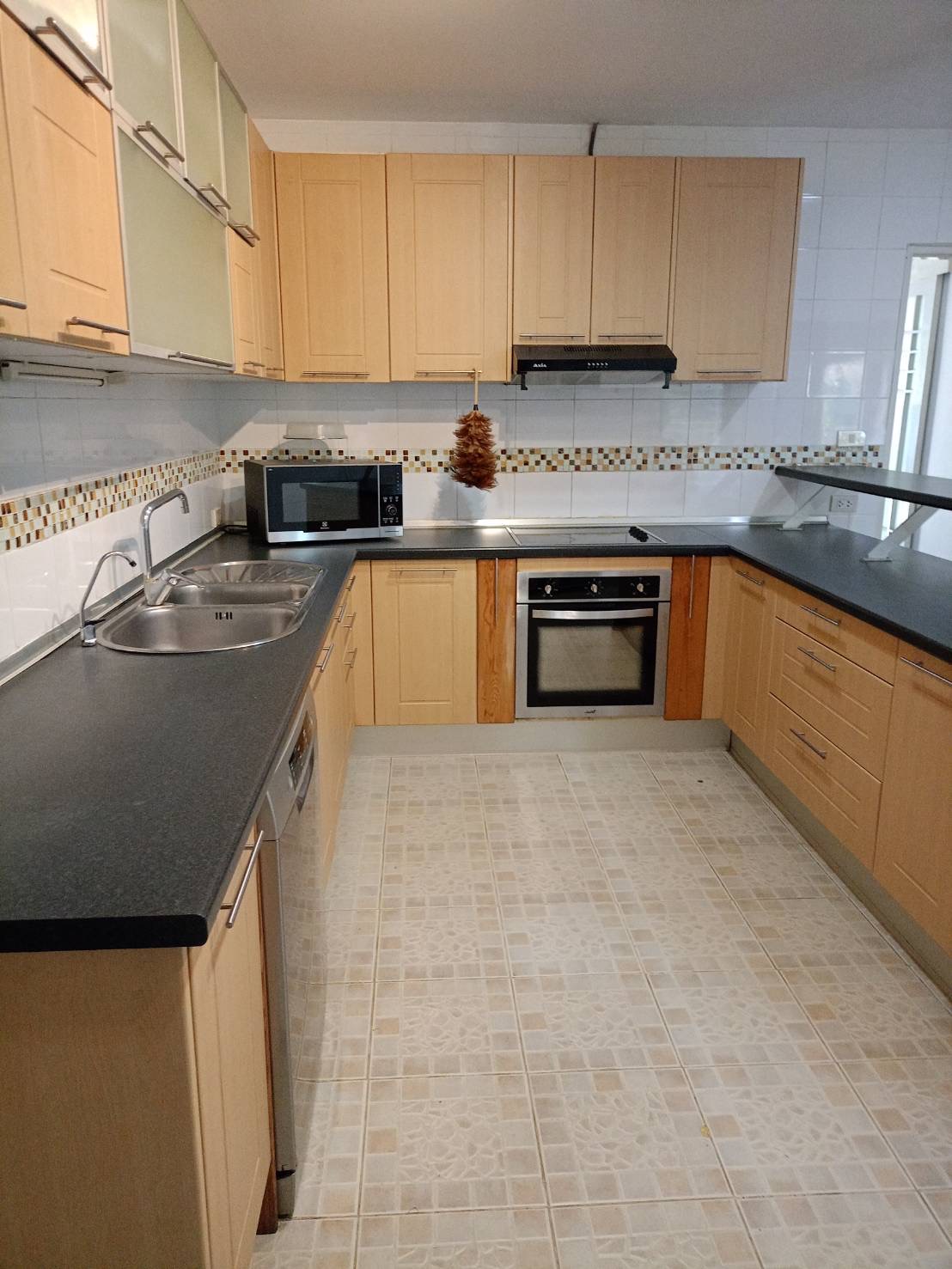 House with private pool for rent at Sukhumvit  - Image 9