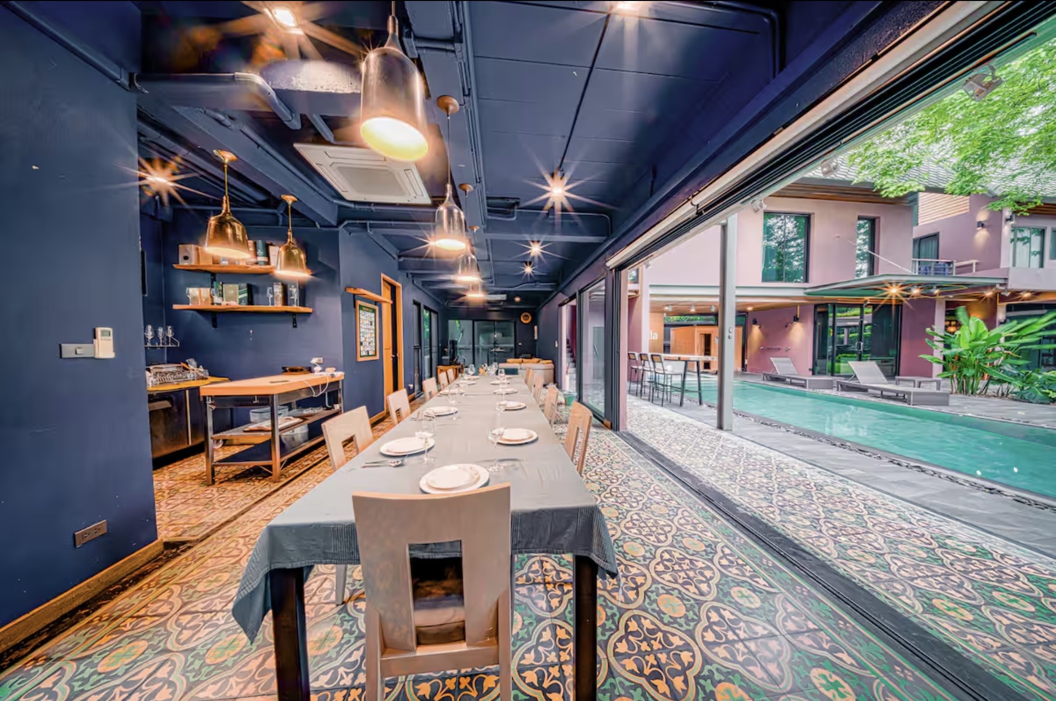 Luxury House with pool for rent at Phromphong  - Image 3