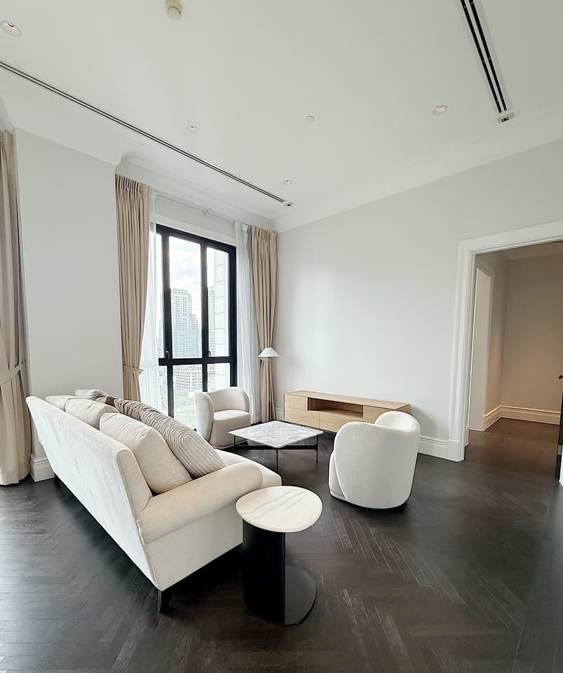 𝟗𝟖 𝐖𝐢𝐫𝐞𝐥𝐞𝐬𝐬 timeless elegance Condo at Bangkok CBD - Image 3