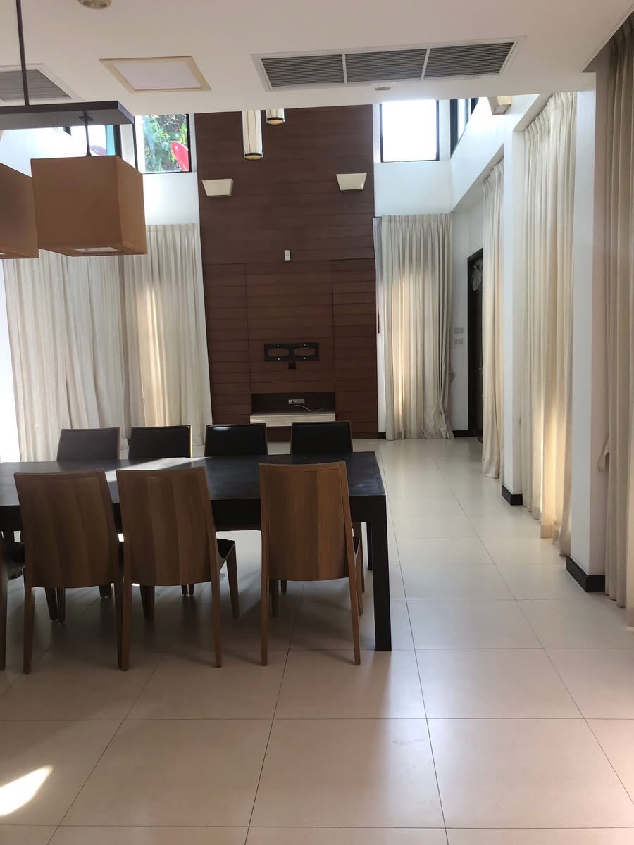 Modern house with private pool for rent Sukhumvit  - Image 3