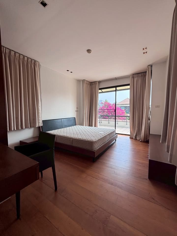 Modern house with private pool for rent Sukhumvit  - Image 10