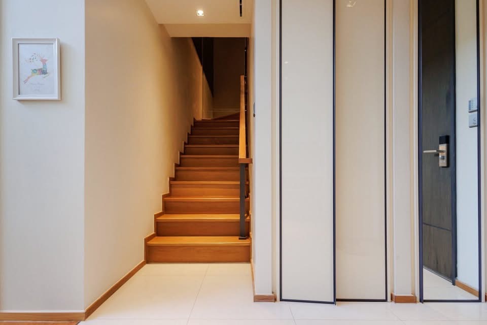 Luxury duplex condo for sale and rent at Sukhumvit  - Image 10