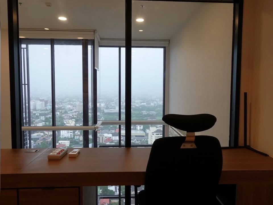 Luxury Duplex Condo for Sale in Ekkamai | Pet-Friendly Near BTS - Image 7