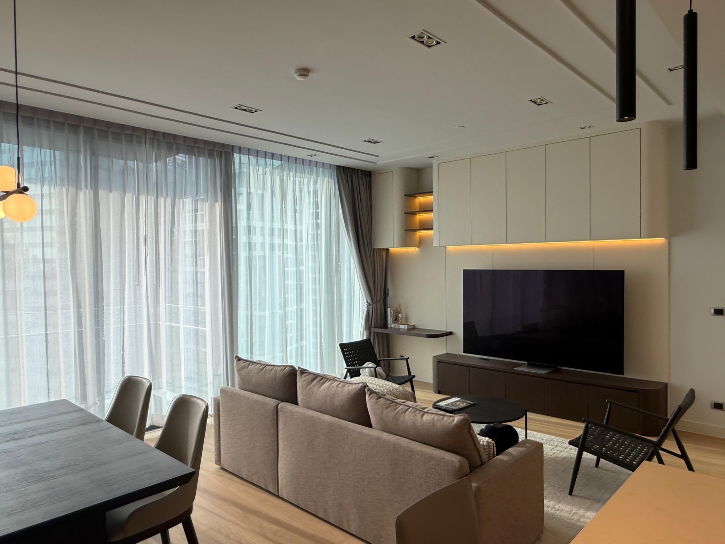Ultra Luxury Condo for Rent at Marque SUKhumvit, Phrom Phong - Image 6