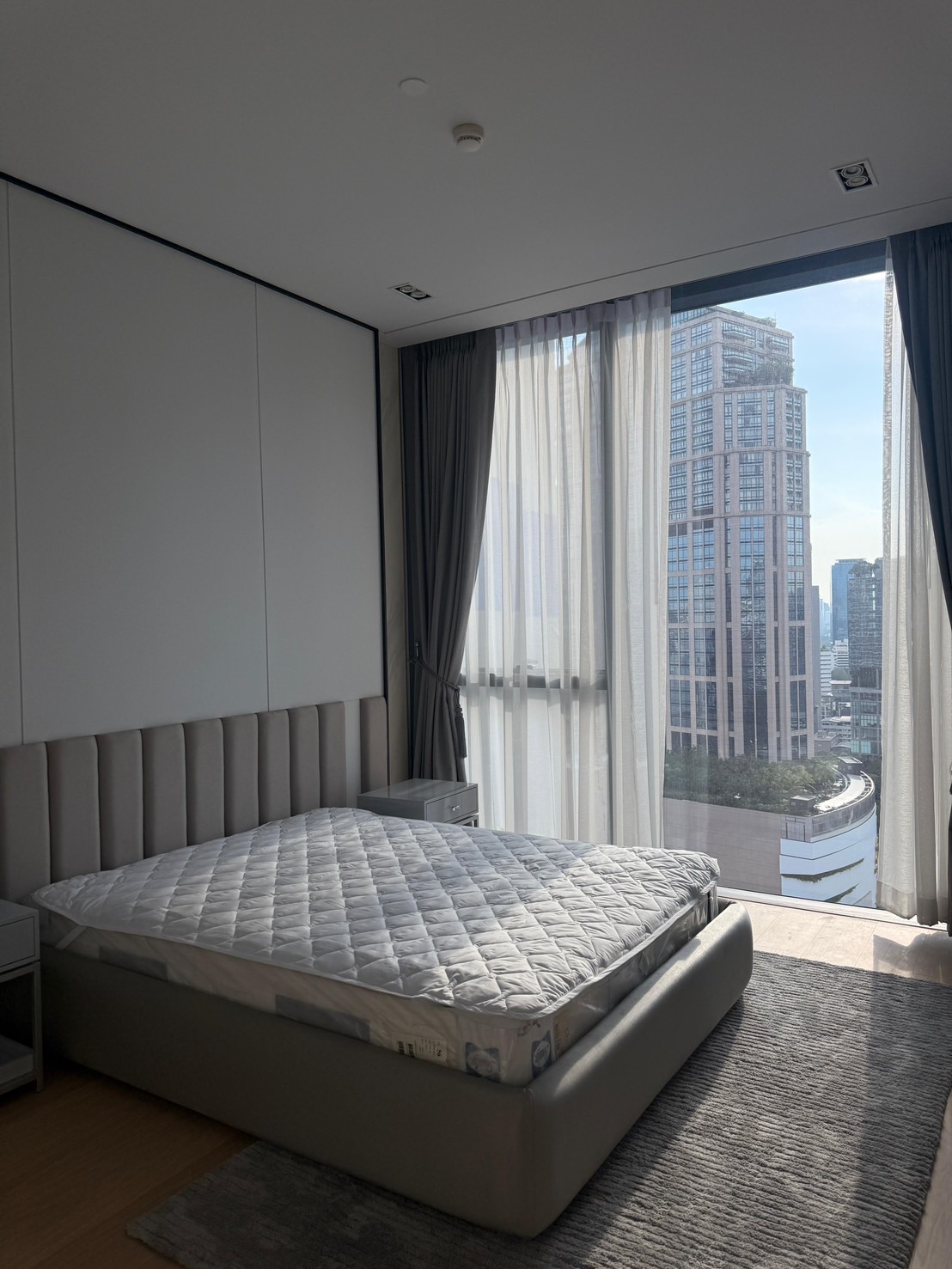 Ultra Luxury Condo for Rent at Marque SUKhumvit, Phrom Phong - Image 2
