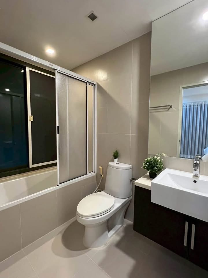 Prime Opportunity in Thonglor great value condo for sale  - Image 10