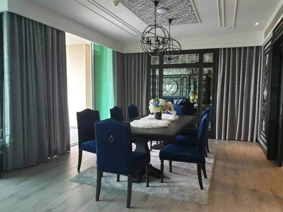 Exclusive Luxury Residence at The Park Chidlom - Image 9