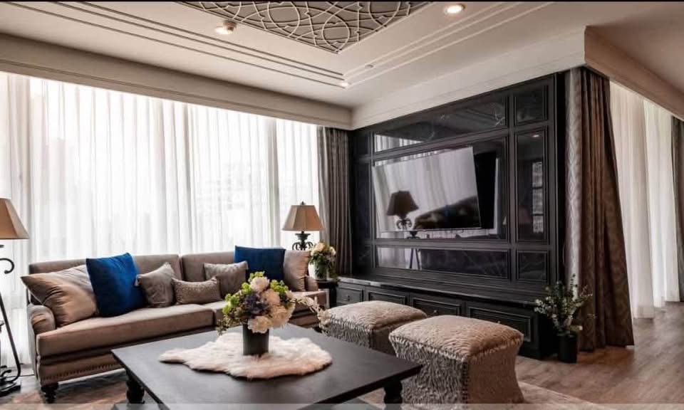 Exclusive Luxury Residence at The Park Chidlom - Image 8