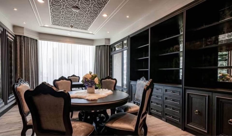 Exclusive Luxury Residence at The Park Chidlom - Image 10