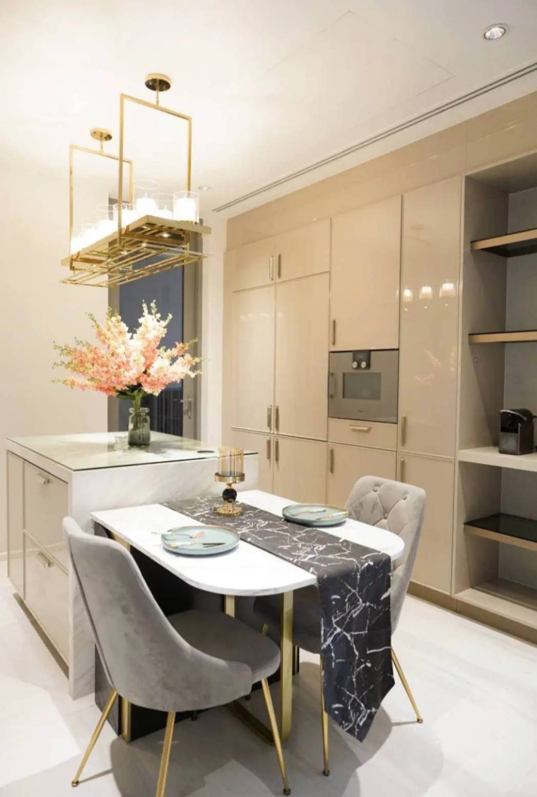 MODERN LUXURY CONDO AT PHROMPHONG - Image 4