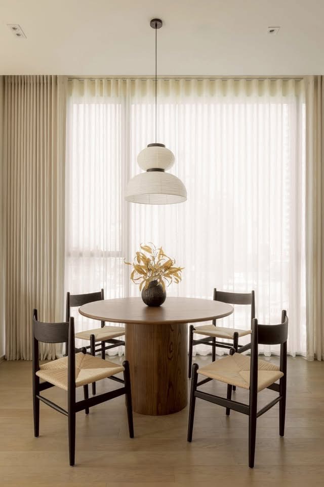 Luxury 2BR Condo for Rent The Strand Thonglor - Image 5