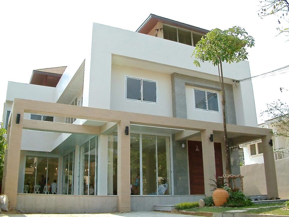 Luxury House with Pool in Thonglor