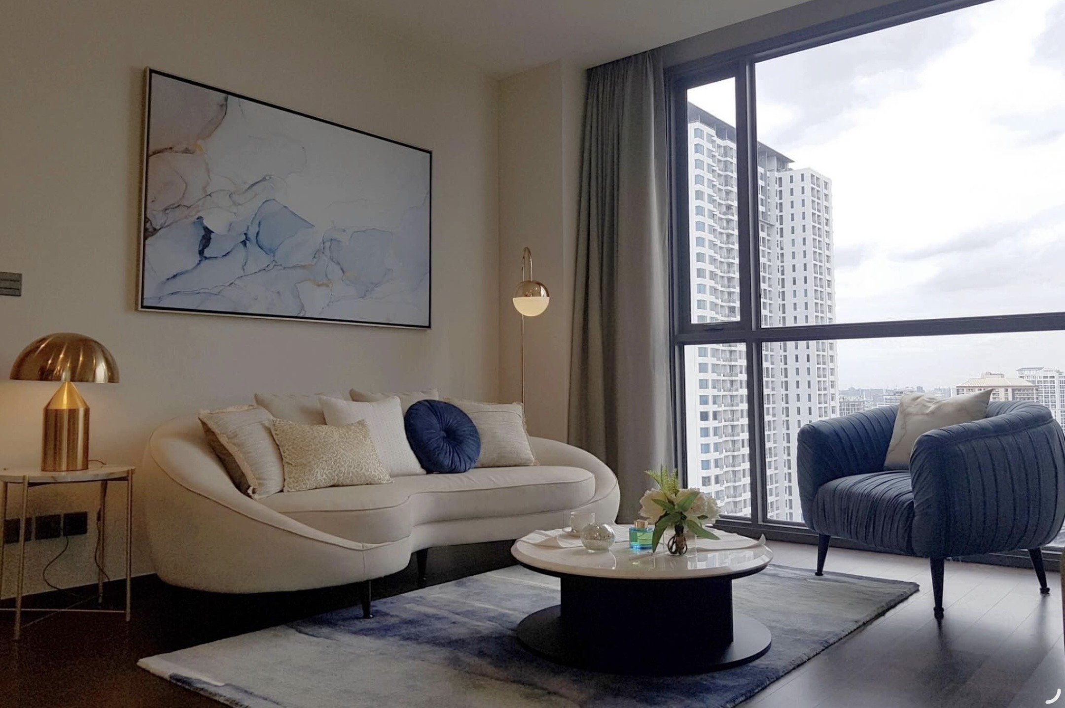 Looking for a modern luxury condo in Ratchathewi, Bangkok?  - Image 2