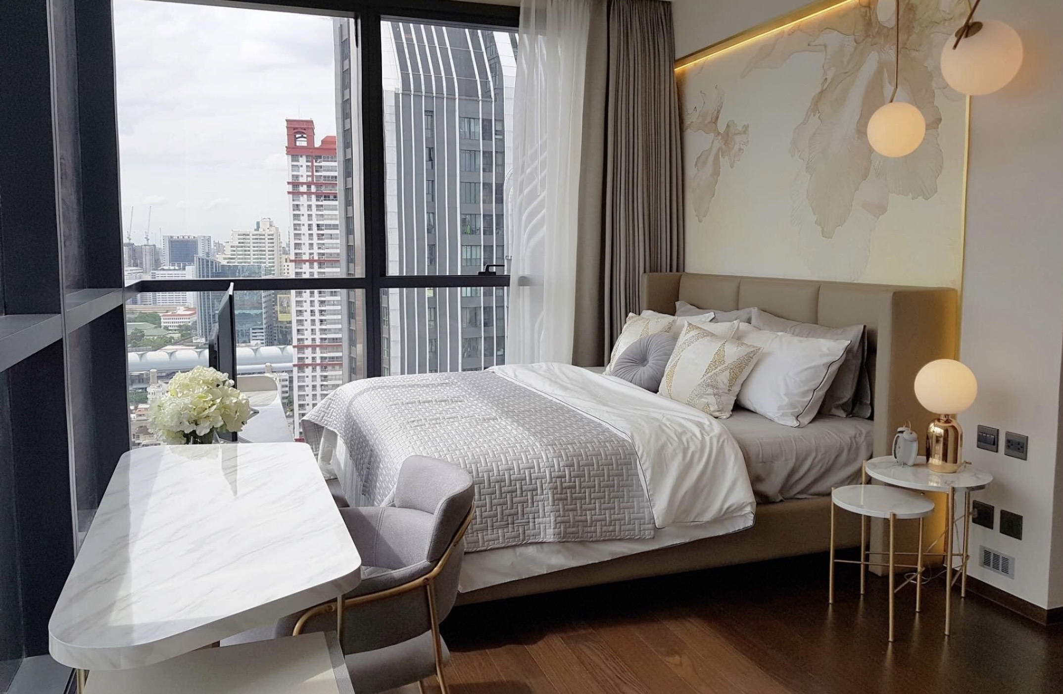 Looking for a modern luxury condo in Ratchathewi, Bangkok?  - Image 3