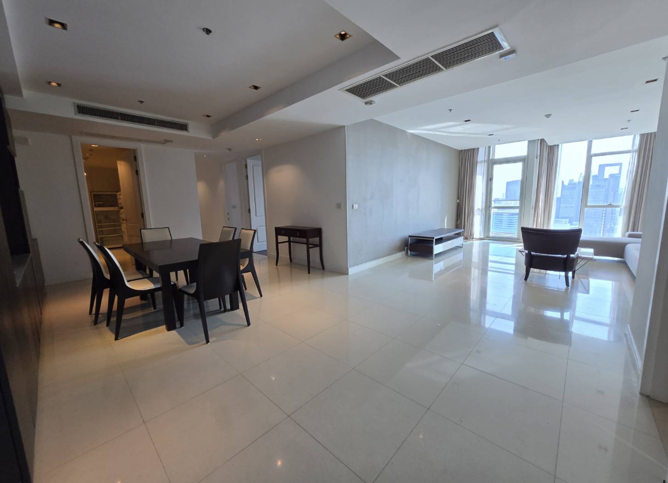 Athenee Residence 3-Bedroom Condo for Rent | Phloenchit BKK - Image 3