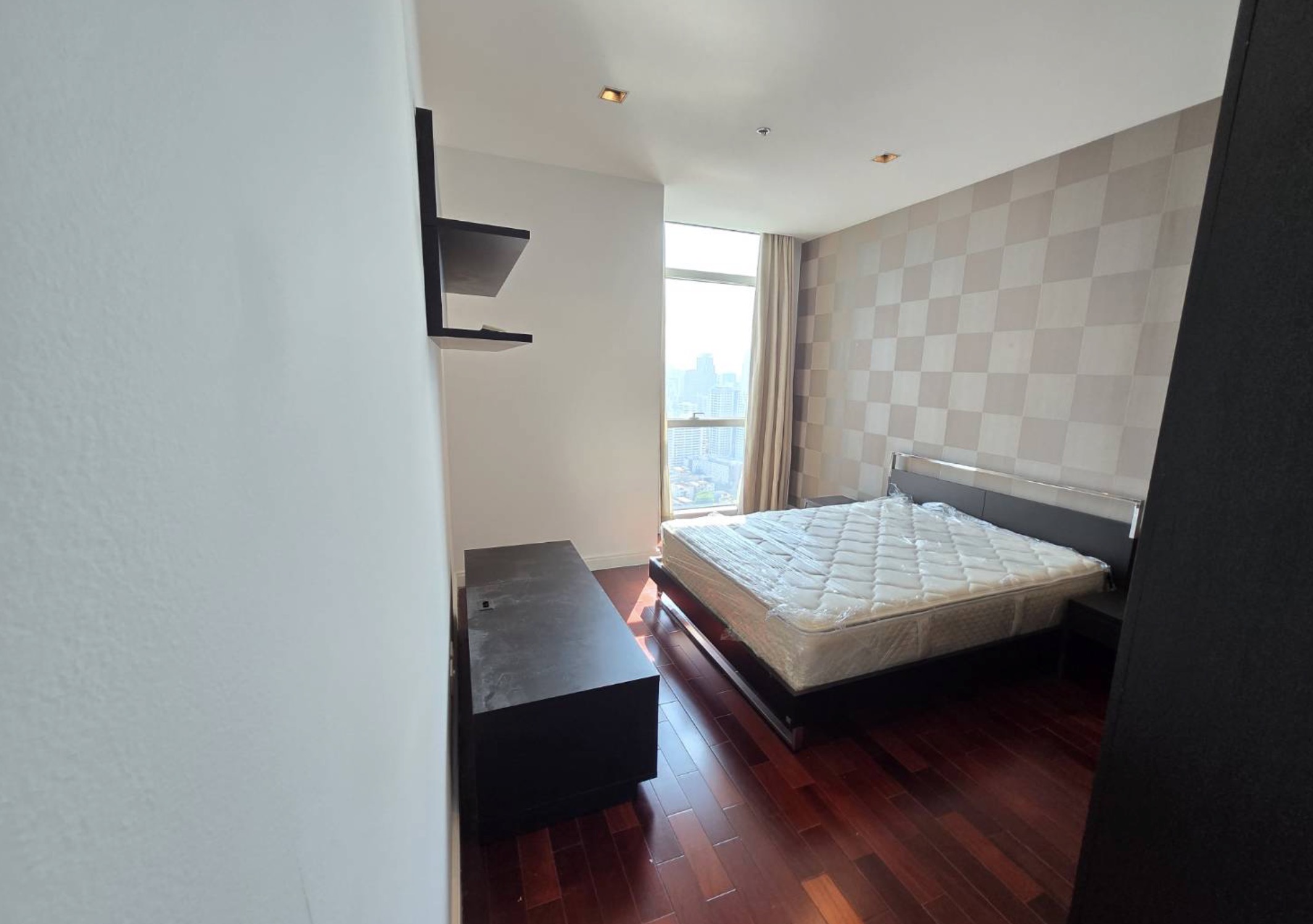 Athenee Residence 3-Bedroom Condo for Rent | Phloenchit BKK - Image 7