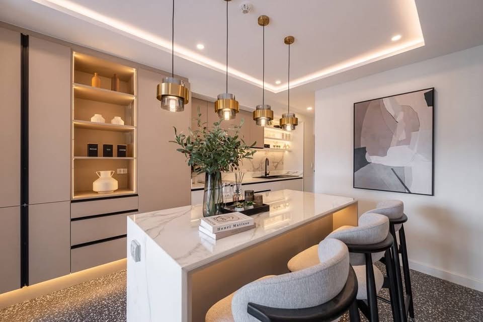 4 Bedroom Condo for Sale in Thonglor - Image 4