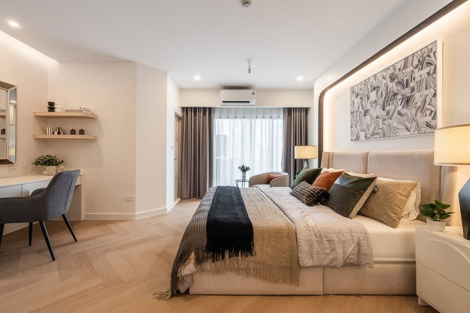 4 Bedroom Condo for Sale in Thonglor - Image 9