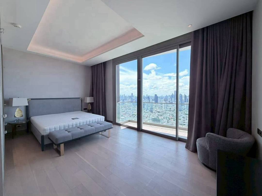 The Pinnacle of Riverside Luxury - Image 3