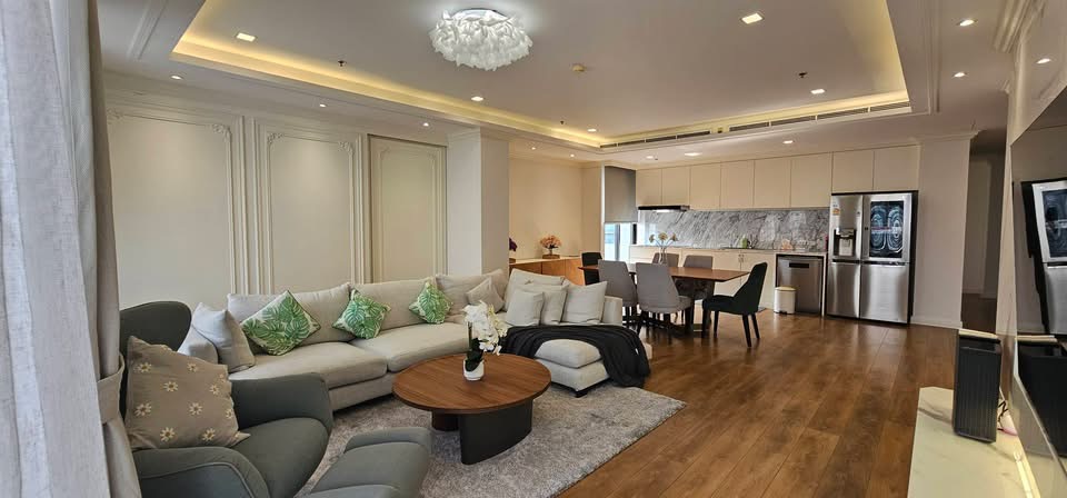 URGENT SALE | Noble Be33, Sukhumvit 33 - Image 4