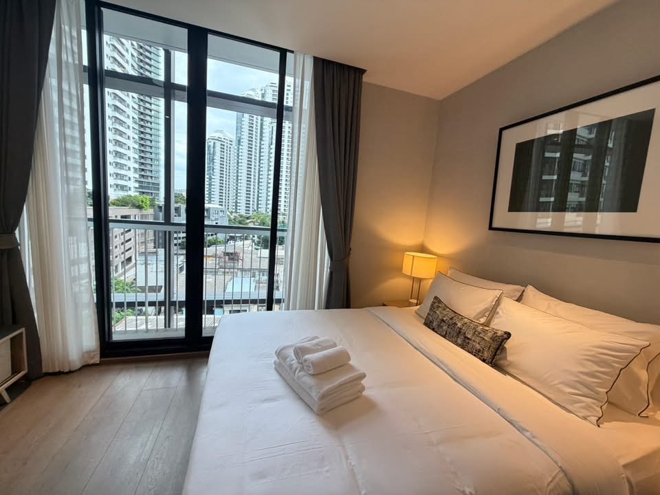 Special Price! 2-Bed Condo at Park Origin Phromphong | Sukhumvit 24 - Image 4