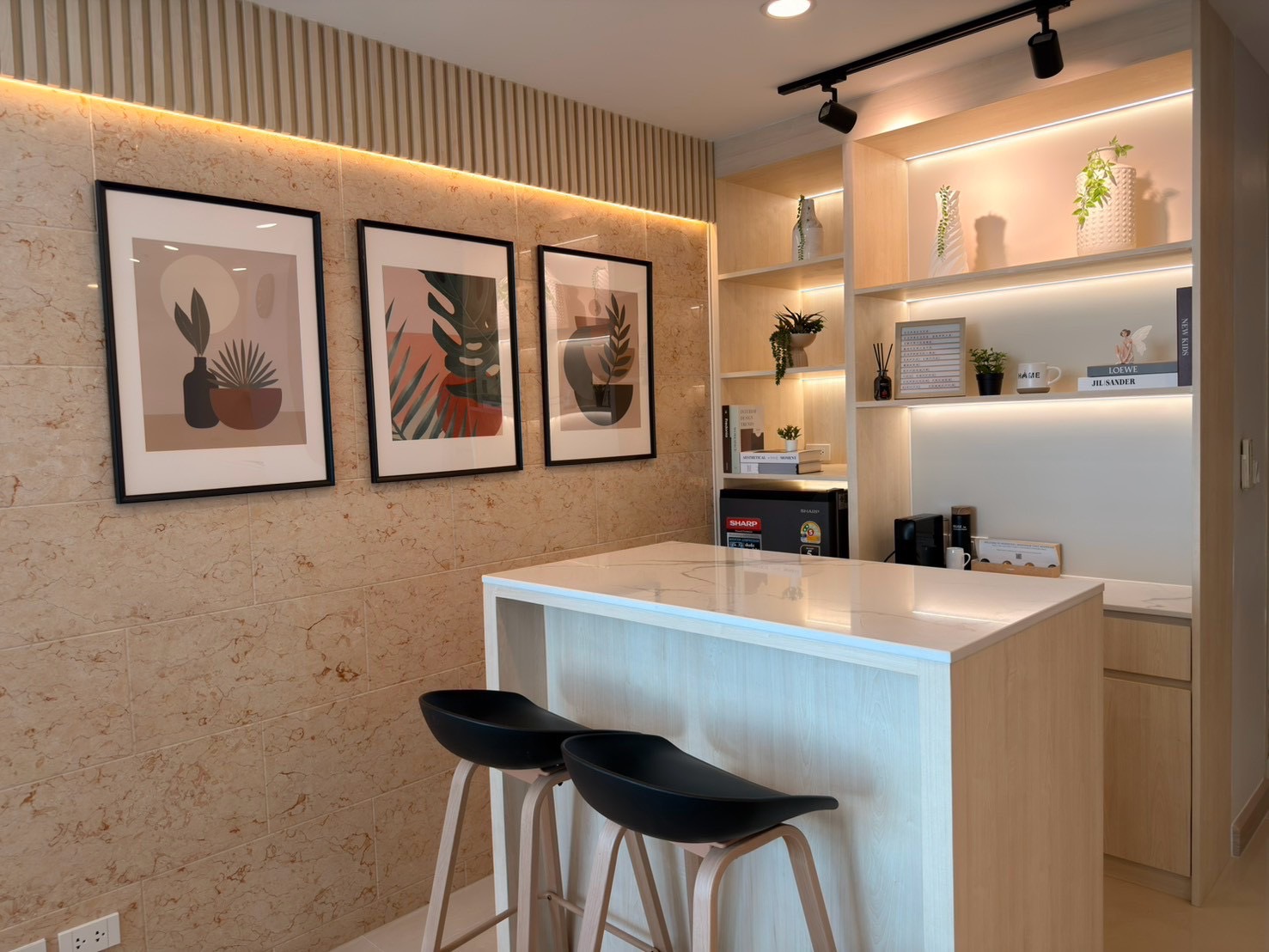 Newly Renovated 3-Bedroom Condo for Sale in Thonglor - Image 8