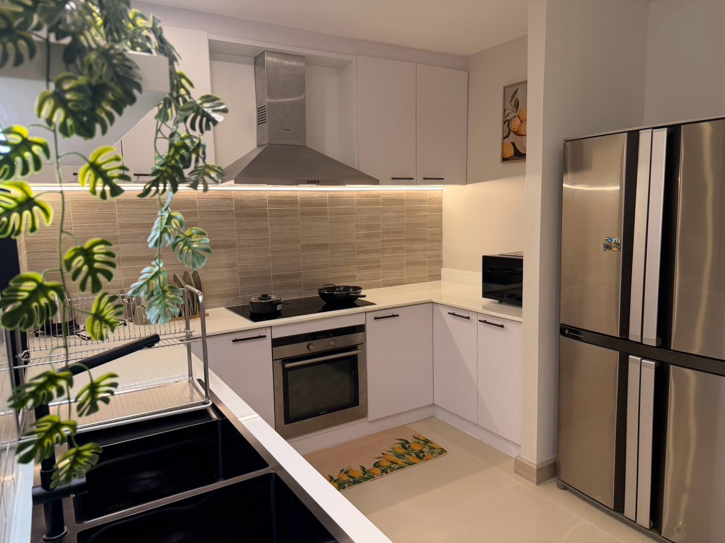 Newly Renovated 3-Bedroom Condo for Sale in Thonglor - Image 7