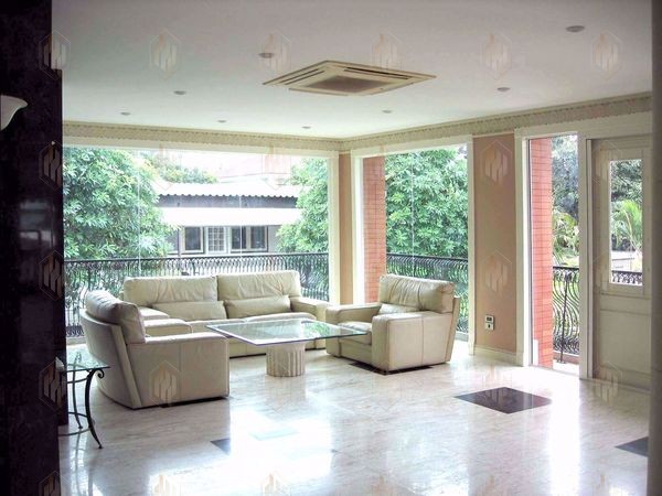 House with Private pool for rent at Ekamai - Image 6