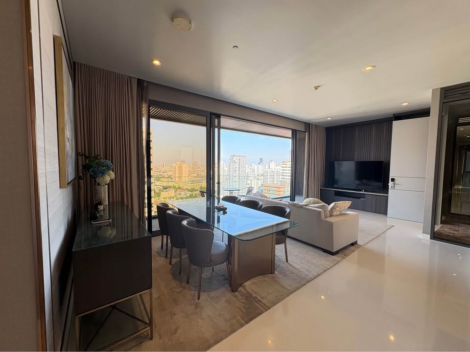 Luxury Condo for Rent at VITTORIO SUKHUMVIT 39 - Image 5