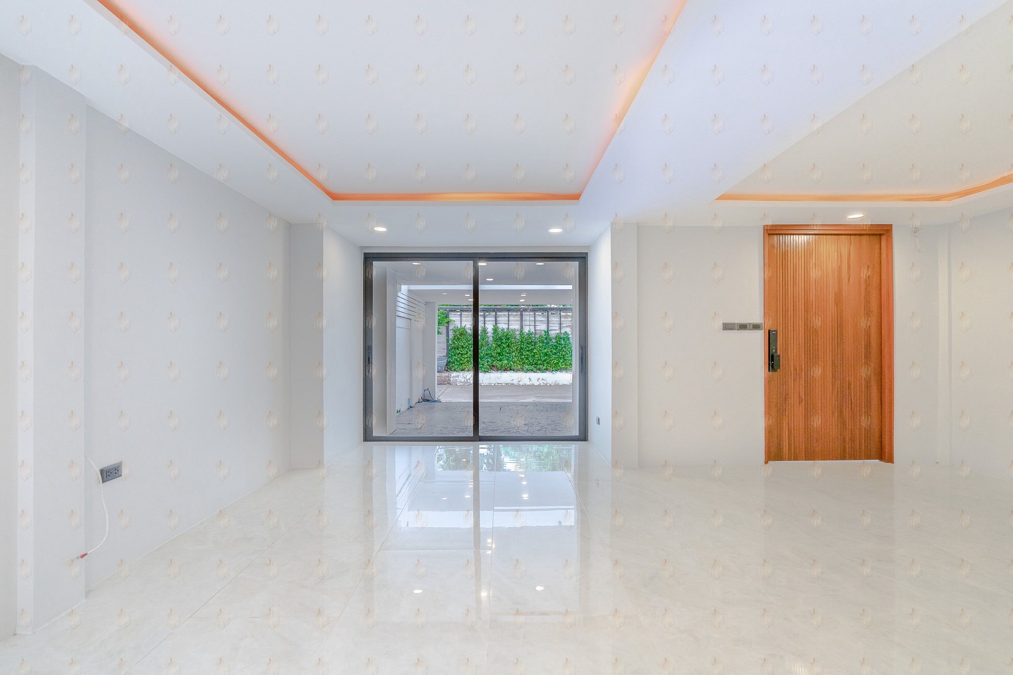 ทาวน์เฮ้าส์ 2 ชั้น ใจกลางเอกมัยซอย 12 เพียง 2 นาทีถึงทองหล่อ - Image 4