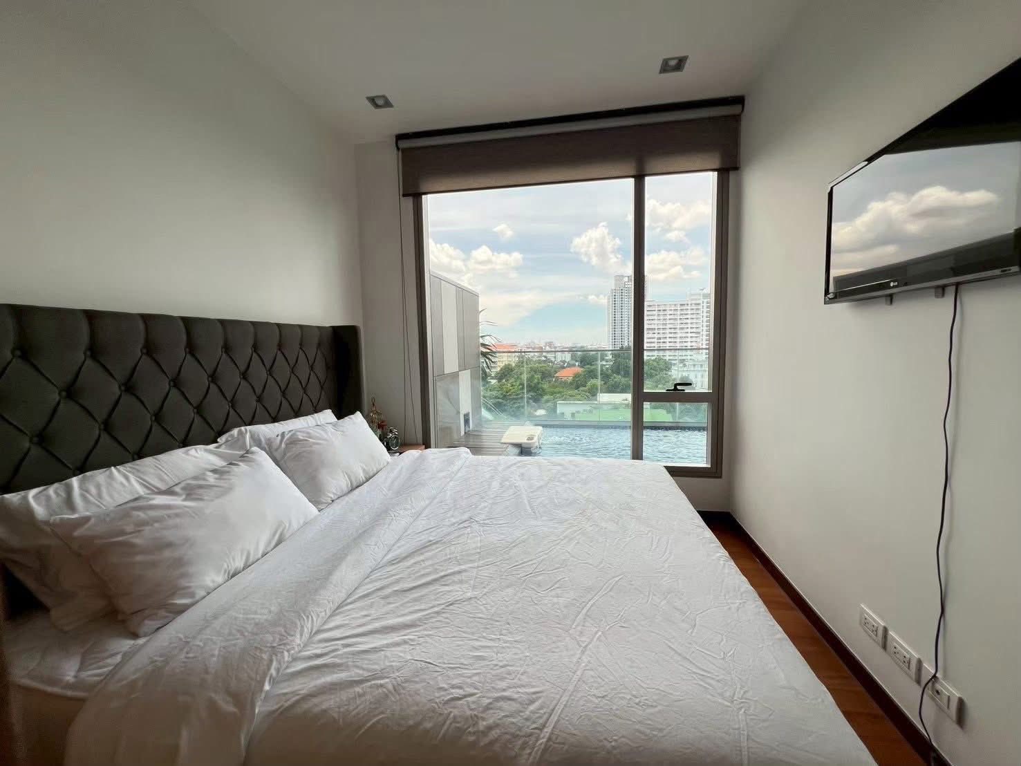 Ashton Morph 38 | ทองหล่อ - Image 7