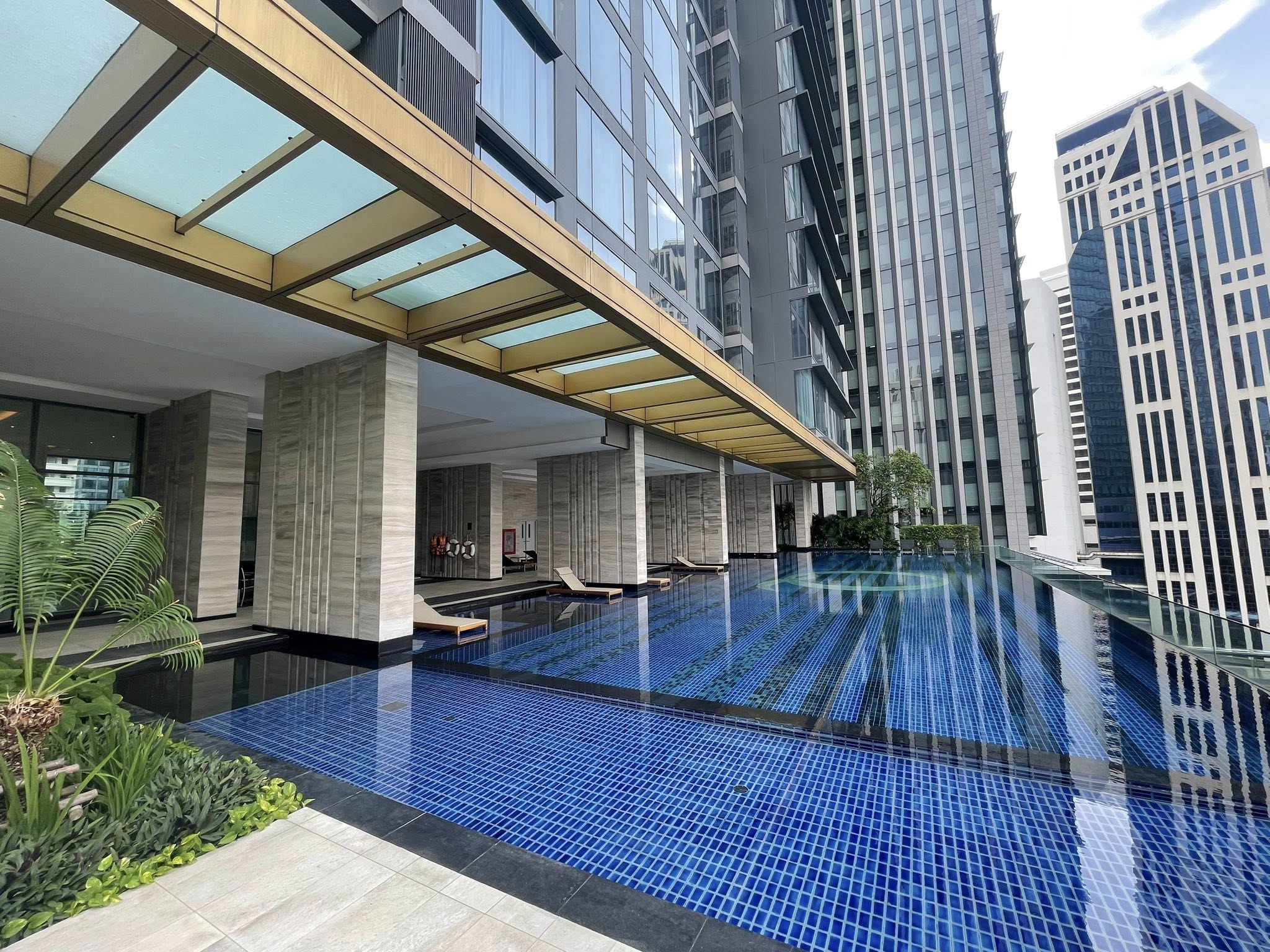 Q1 Sukhumvit Ultra-convenience Direct access to Nana BTS sky train - Image 8