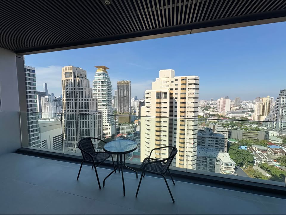 Luxury Condo for Rent at VITTORIO SUKHUMVIT 39 - Image 9